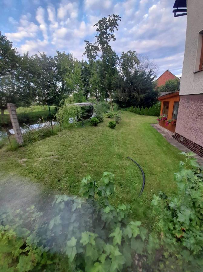 Petadvacitka Villa Česká Skalice Eksteriør billede