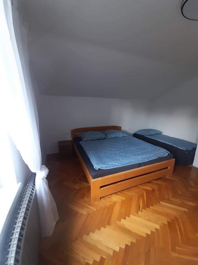 Petadvacitka Villa Česká Skalice Eksteriør billede